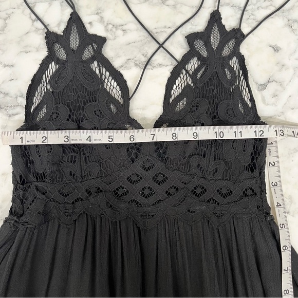 Free People FP One Adella Mini Slip Dress Black Lace Asymmetrical Hem Small - Picture 11 of 14